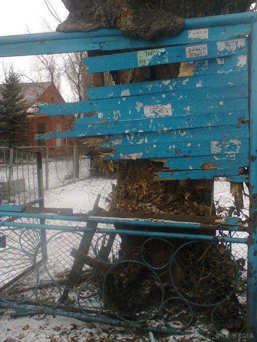 «Дебальцевський котел»: під обстрілом бойовиків Світлодарськ, Луганське, Мироновский (фото). 27 січня від обстрілу бойовиків постраждали три сусідніх населених пунктів Світлодарськ, Луганське та Миронівський