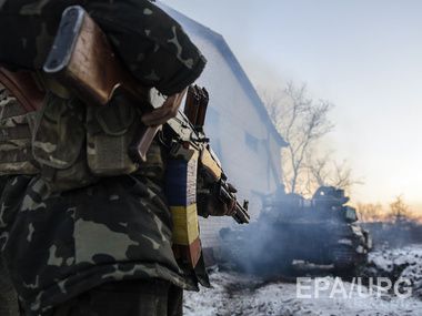 Прес-центр АТО: Бойовики обстріляли позиції українських військових 103 рази. За добу терористи чотири рази обстріляли Дебальцеве в Донецькій області та Попасную в Луганській