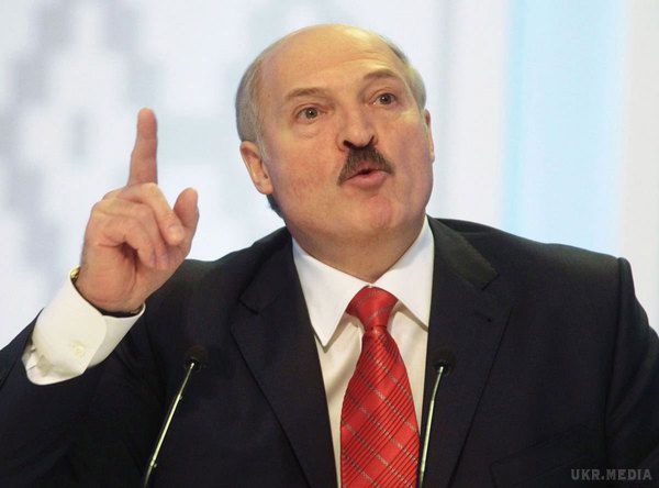 Лукашенко: Білорусь - не частина ''русского мира''. Президент Білорусі Олександр Лукашенко заявив, що нікому не віддасть землі країни, яку очолює.