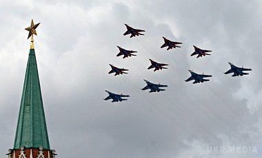 ВПС Росії отримають більше 200 нових літаків і вертольотів.  В рамках процесу переозброєння авіаційні сили російської армії в поточному році поповниться більш ніж двома сотнями одиниць нової техніки 