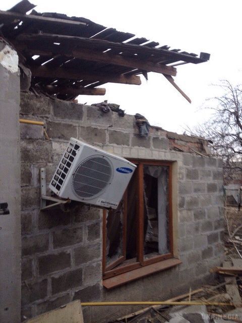Ситуація в Донецьку: у місті звучать залпи і гинуть люди, а бойовики нарощують сили (фото). Ранок для жителів почалося з обстрілів