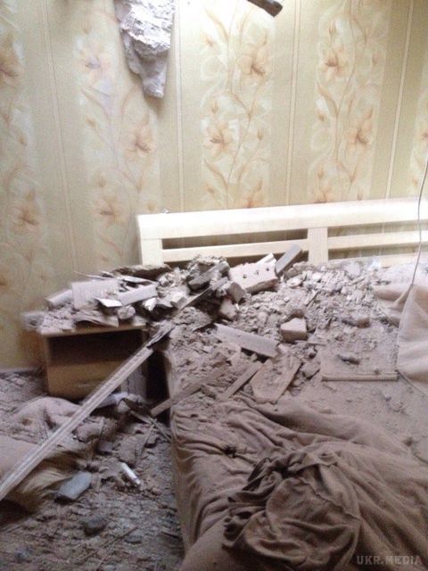 Ситуація в Донецьку: у місті звучать залпи і гинуть люди, а бойовики нарощують сили (фото). Ранок для жителів почалося з обстрілів