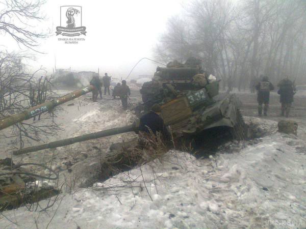 Сили АТО під Дебальцеве розгромили російські війська: фоторепортаж. Опубліковані  фото з місця розгрому окупантів.