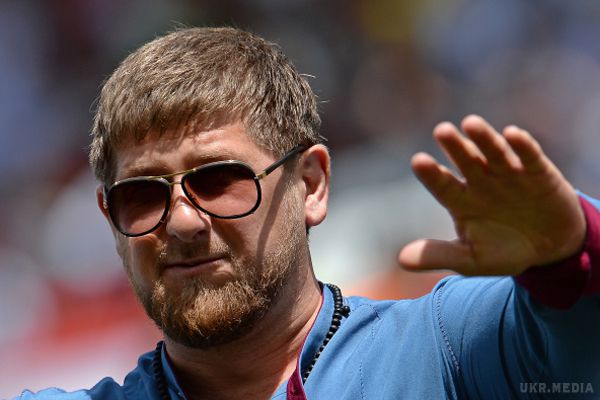 Кадиров пообіцяв повернути Гиркіна в Донецьк. Лідер чеченських бойовиків Рамзан Кадиров пообіцяв народу «Новоросії» повернути Ігоря Гиркіна. 