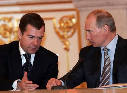 Чорний знак? У Путіна помер улюблений лабрадор, а у Медведєва - кіт Дорофей