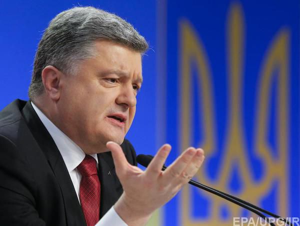 Порошенко наполягає на постачанні зброї з країн НАТО. Президент України Петро Порошенко наполягає на поставках сучасних озброєнь країн-членів НАТО в Україну.