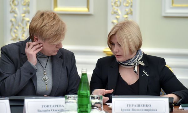 Гонтарєва: Долара по 25 не буде. Глава Національного банку України Валерія Гонтарєва впевнена, що долар не перетне позначку 25 гривень. Про це вона заявила на брифінгу.