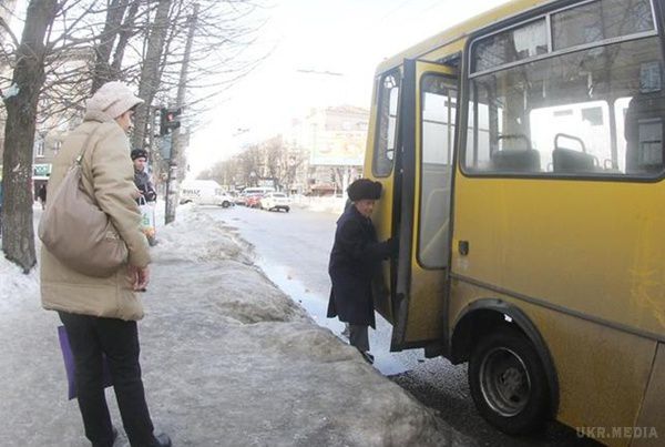 Проїзд в Києві подорожчає в два рази вже 7 лютого. Ось так сюрприз - до подорожчання проїзду в транспорті киян готували давно - останні пару місяців. 