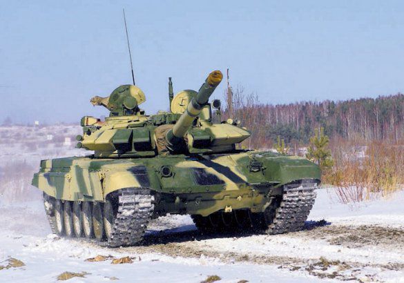  Військовий табір з 14 танками без маркування зафіксувала ОБСЄ в Донецьку. Про це йдеться у звіті ОБСЄ