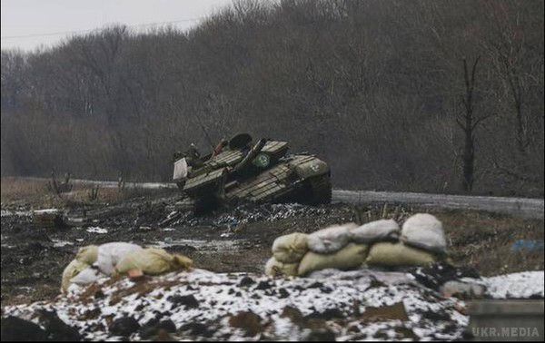 Штаб АТО: Українські бійці знищили більше 20 бойовиків і сім одиниць техніки. В ході бойових дій на Донбасі українські військові сьогодні знищили більше 20 бойовиків і 7 одиниць ворожої техніки. 