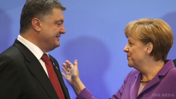 План Меркель і Олланда по Донбасу підтримав Порошенко. Порошенко готовий підтримати план Меркель і Олланда

