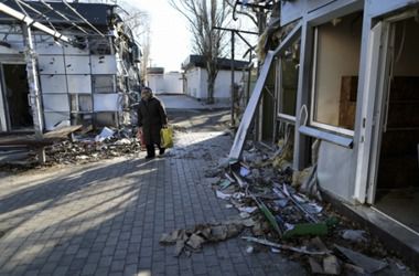 Бойовики обстрілюють Авдіївку, є загиблі – обласна міліція. Артобстріл триває