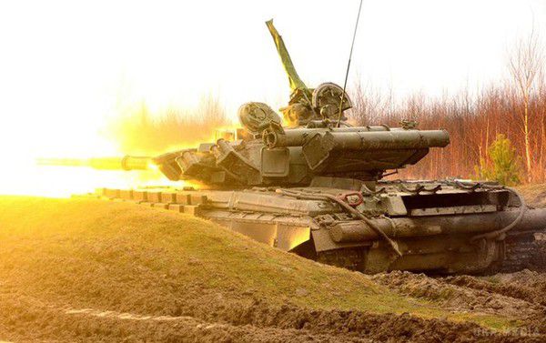 Сили АТО за добу знищили 87 бойовиків і 42 зразка бойової техніки - штаб (відео). Серед знищеної українськими військовими техніки - 12 танків, 14 реактивних систем залпового вогню і 16 бойових броньованих машин