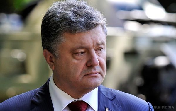 Порошенко прилетів до Білорусі. Президент України Петро Порошенко в середу ввечері вилетів до столиці Білорусі на переговори лідерів держав в "нормандському форматі". 