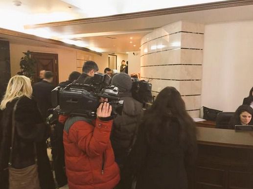Міліція проводить обшук в офісі найбагатшого екс-регіонала і партнера Ахметова. У Києві правоохоронці проводили обшук офісу бізнесмена