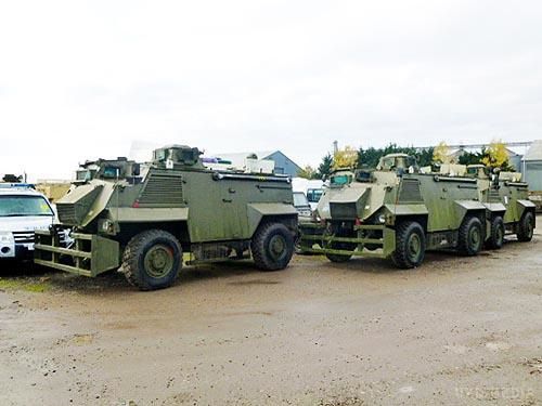 Україна отримає ще 55 британських бронемашин Saxon. Машини надійдуть на озброєння після доопрацювання і випробувань.