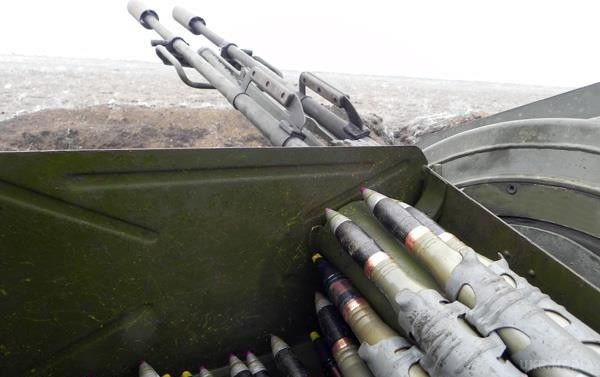 Під Дебальцеве бойовики відкрили провокаційний вогонь по силовикам - МВС. Також, зрідка терористи обстрілюють місто