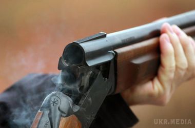 У Львівській області браконьєр застрелив мисливця, який переслідував його. Загиблий мисливець зумів зняти на мобільний телефон момент свого вбивства