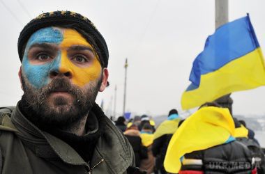 За рік чисельність населення України скоротилася на 2,5 млн осіб. Українців уже менше 43 мільйонів