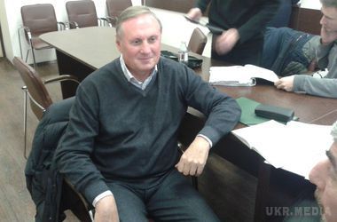 Розпочався суд у справі Єфремова. Суд повинен визначити запобіжний захід щодо колишнього керівника фракції Партії регіонів