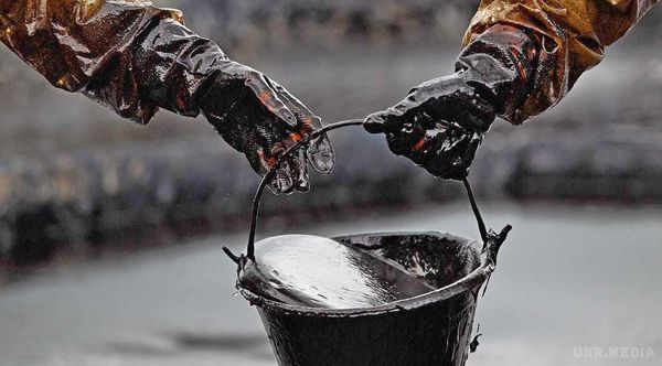 Нафта продовжує падіння, барель Brent торгується нижче $60. У ході сьогоднішніх торгів світові ціни на нафту продовжують демонструвати негативну динаміку.
