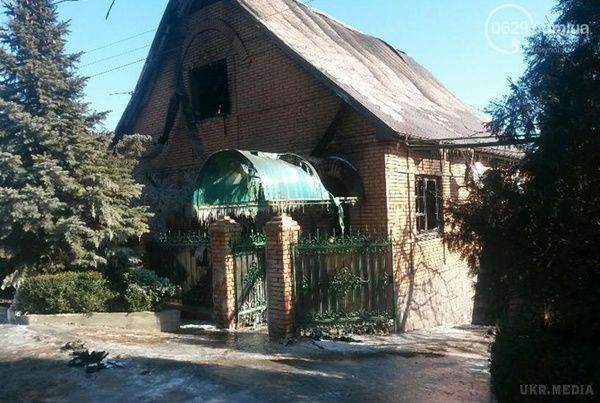 Маріупольського депутата зв'язали і підпалили разом з будинком. 62-річний Георгій Каплан дивом залишився живий.
