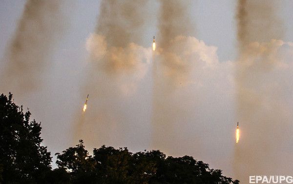 Артилерія бойовиків вбила в Авдіївці трьох відвідувачів кафе. Терористи обстріляли в Авдіївці район індустріального проїзду
