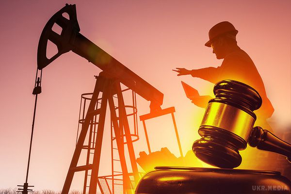 Абрамавичус і Демчишин призначили відповідальних за продаж нафти на аукціонах. Затверджений склад комітету з продажу нафти і скрапленого газу на аукціонах. Від "Нафтогазу" - чотири представники.