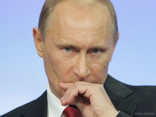 У Кремля залишається останні два варіанти дій пов'язаних з ситуацією на Донбасі-  Сазонов. Політолог  Сазонов вважає, що у Кремля залишається останні два варіанти дій пов'язаних з ситуацією на Донбасі