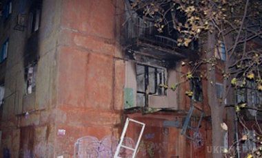 У Кривому Розі здетонувала вибухівка в квартирі 16-поверхового житлового будинку. У Кривому Розі Дніпропетровської області в квартирі 16-поверхового житлового будинку здетонувала вибухівка, загинула людина. 