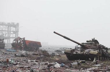 Від миру до війни один крок: як закипав Донбас. Східний регіон України рік тому став гарячою точкою і продовжує вирувати досі