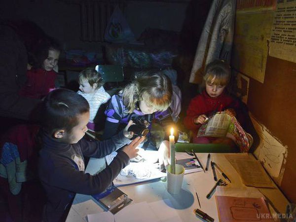 Від миру до війни один крок: як закипав Донбас. Східний регіон України рік тому став гарячою точкою і продовжує вирувати досі