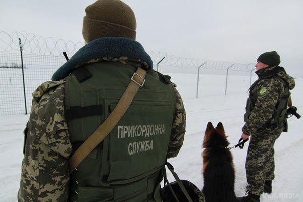 Проект "Стіна" перетворився в "Яму з мінами". Через безгрошів'я прикордонний проект здешевили в два рази, але "напхали" вибухівкою.