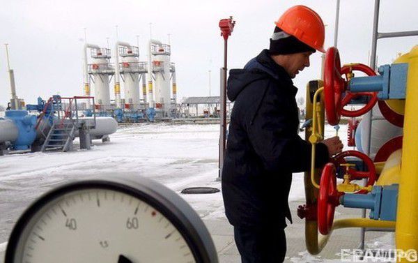 Нафтогаз відмовився вносити передоплату за газ без гарантій Газпрому. Нафтогаз України поки що не вважає можливим здійснити додаткову підписку за поставки російського газу