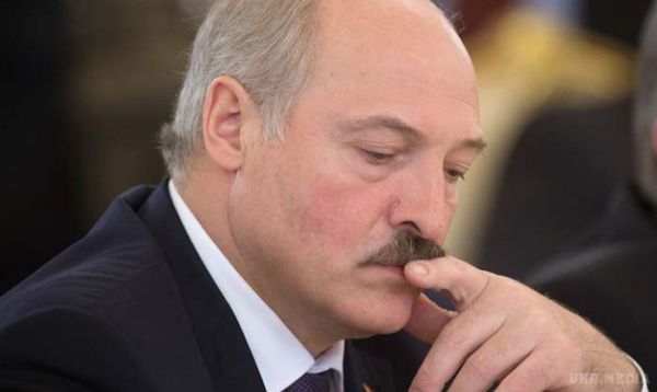 Лукашенко вважає, що ЄС і Росія хочуть "захопити" Білорусь – Rzeczpospolita. Білоруський президент каже, що намагається зберегти незалежність своєї країни.