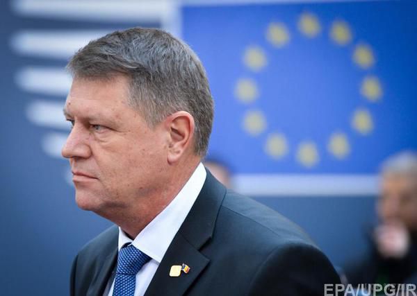 Президент Румунії розкритикував Угорщину за підтримку Путіна. Президент Румунії Клаус Йоханіс піддав критиці прем'єр-міністра Угорщини Віктора Орбана за його проросійську позицію щодо конфлікту на сході України, а також закликав розширити присутність НАТО в його країні.