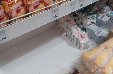 Битва за продукти в Одесі: у супермаркетах змітають цукор, чай та макарони. За словами експертів, ажиотаж створений штучно і стихне приблизно через тиждень