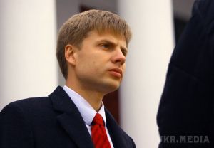 Гончаренко передадуть у СК РФ - він може стати фігурантом справи по Одесі 2 травня. Депутата віддадуть представникам СК РФ.