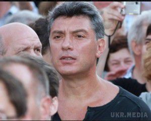 Як ви думаєте, хто був у цій снігоприбиральної машині?  Рабінович про вбивство Нємцова. Хто вбивця, всі  добре  знають.Як ви думаєте, хто вирішив показово стратити Бориса Нємцова в трьохстах метрах від Лобного місця? 