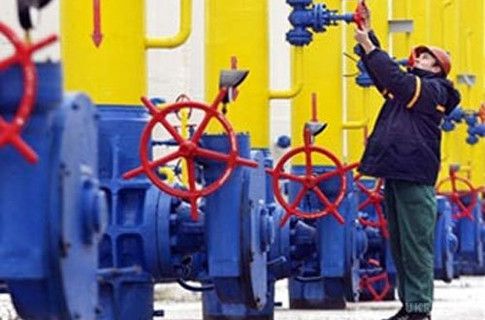 Словаччина з 1 березня збільшує реверс газу в Україну. Це буде одна третя неохідного для України обсягу газу Словаччина від сьогодні, 1 березня, збільшує реверсні поставки газу в Україну до 14,5 млрд куб. м в рік.