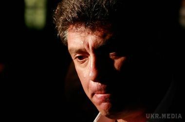 У кабінеті Бориса Нємцова проводять обшук. Раніше кабінет Бориса Нємцова та ящик для кореспонденції були опечатані
