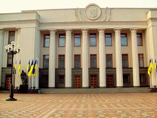 Депутати після перерви проголосували за пенсійний закон. Після невеликої перерви 238 народних депутатів прийняли поправки до пенсійного законодавства
