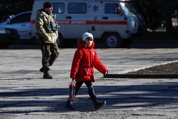 Ніч у Донецьку пройшла спокійно. Бойових дій не зафіксовано. Ранок місто зустріло також спокійно.