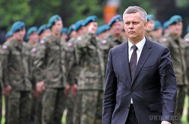 Міністр оборони Польщі вважає відправку в Україну миротворців малоймовірною. Росія заблокує рішення Радбезу ООН, вважає Семоняк