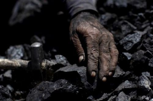 Казаки більше не контролюють вугледобувну промисловість Луганської області. Боротьба за вугілля. Плотницький прибирає своїх вчорашніх союзників.