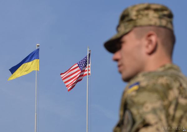 Місія США по навчанню українських солдатів припинена. США заморозили програму спеціальної підготовки українських військовослужбовців американськими інструкторами, повідомив представник американських збройних сил в Європі.