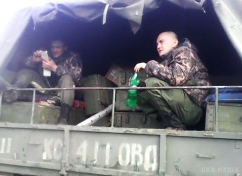 «Визволителі» в Дебальцеве: йдемо на Слов'янськ (відео, фото) . У мережі з'явилося відео, зняте російськими військовими, орієнтовно на околицях Дебальцеве. 