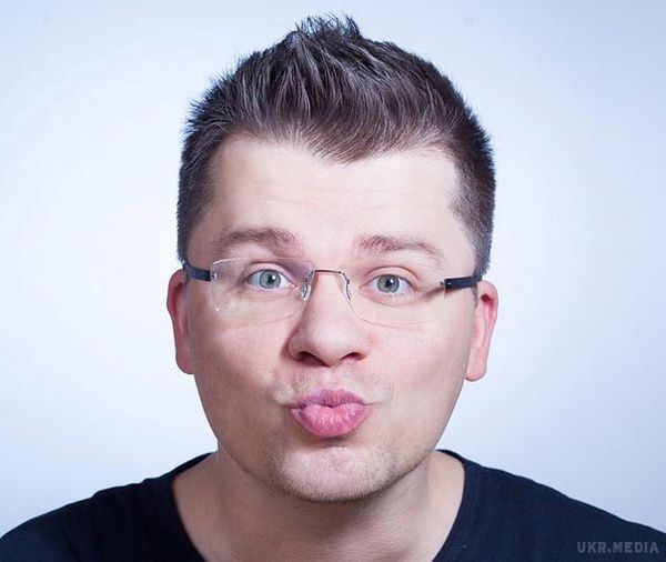 Що дарували зіркам на 8 березня?. У Міжнародний жіночий день зіркові мікроблоги зарясніли вітальними постами, фотографіями розкішних весняних букетів і цукерок.