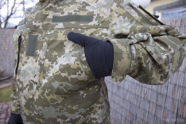 Керівник робочої групи міноборони України показав нову літню форму українських бійців (фото).  Розміщені  ним фотографії польової форми зразка 2015 року, якій ще належить експериментальна носка.