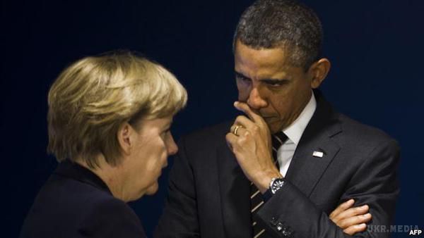 Обама пообіцяв Меркель не давати зброю Україні. Посол Німеччини в Сполучених Штатах Пітер Віттіг стверджує, що президент США Барак Обама пообіцяв Ангелі Меркель під час зустрічі минулого місяця у Вашингтоні «не направляти летальну оборонну зброю в Україну».
